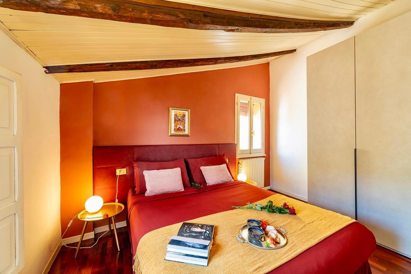 House Of Chariot - In The Heart Of Bolonia