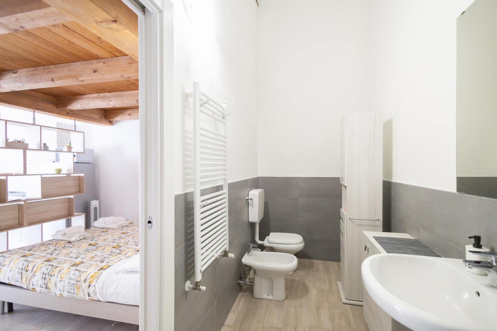 Signorini - Bolognaholidayhome - House Garden Reserved Parking * Bolonia