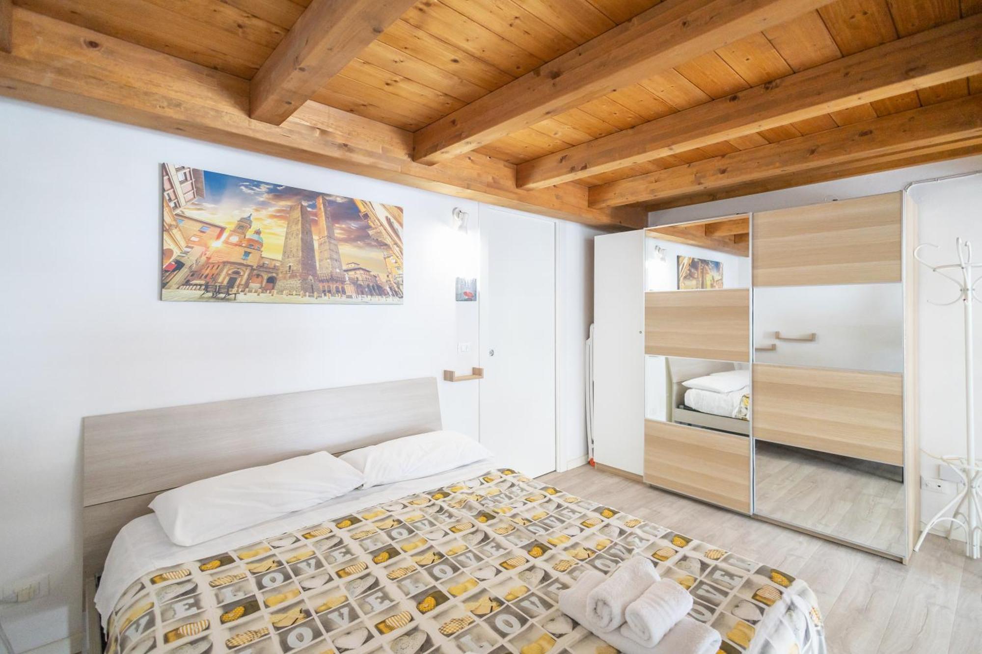 Signorini - Bolognaholidayhome - House Garden Reserved Parking Apartamento Bolonia