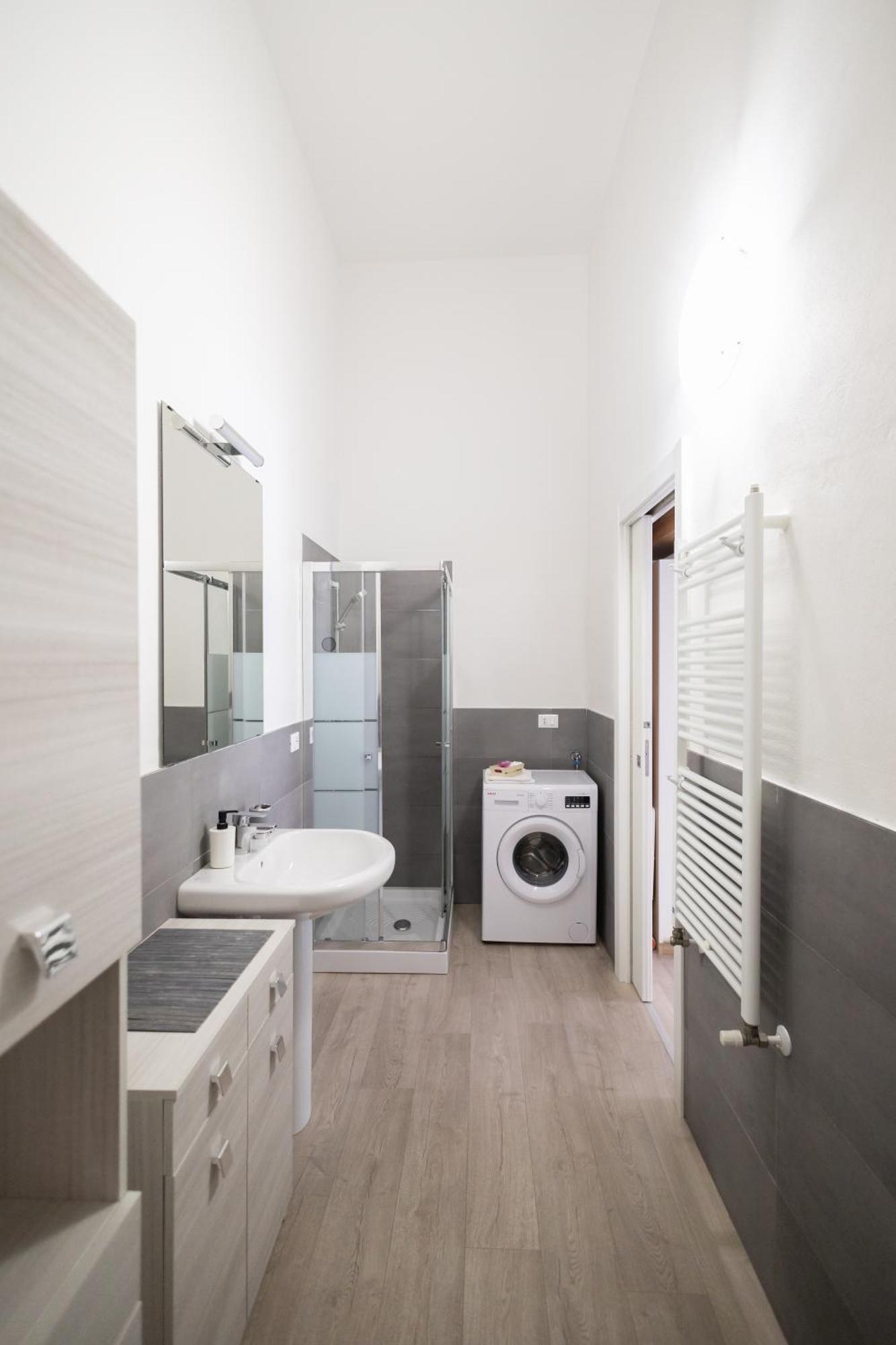 Signorini - Bolognaholidayhome - House Garden Reserved Parking * Bolonia