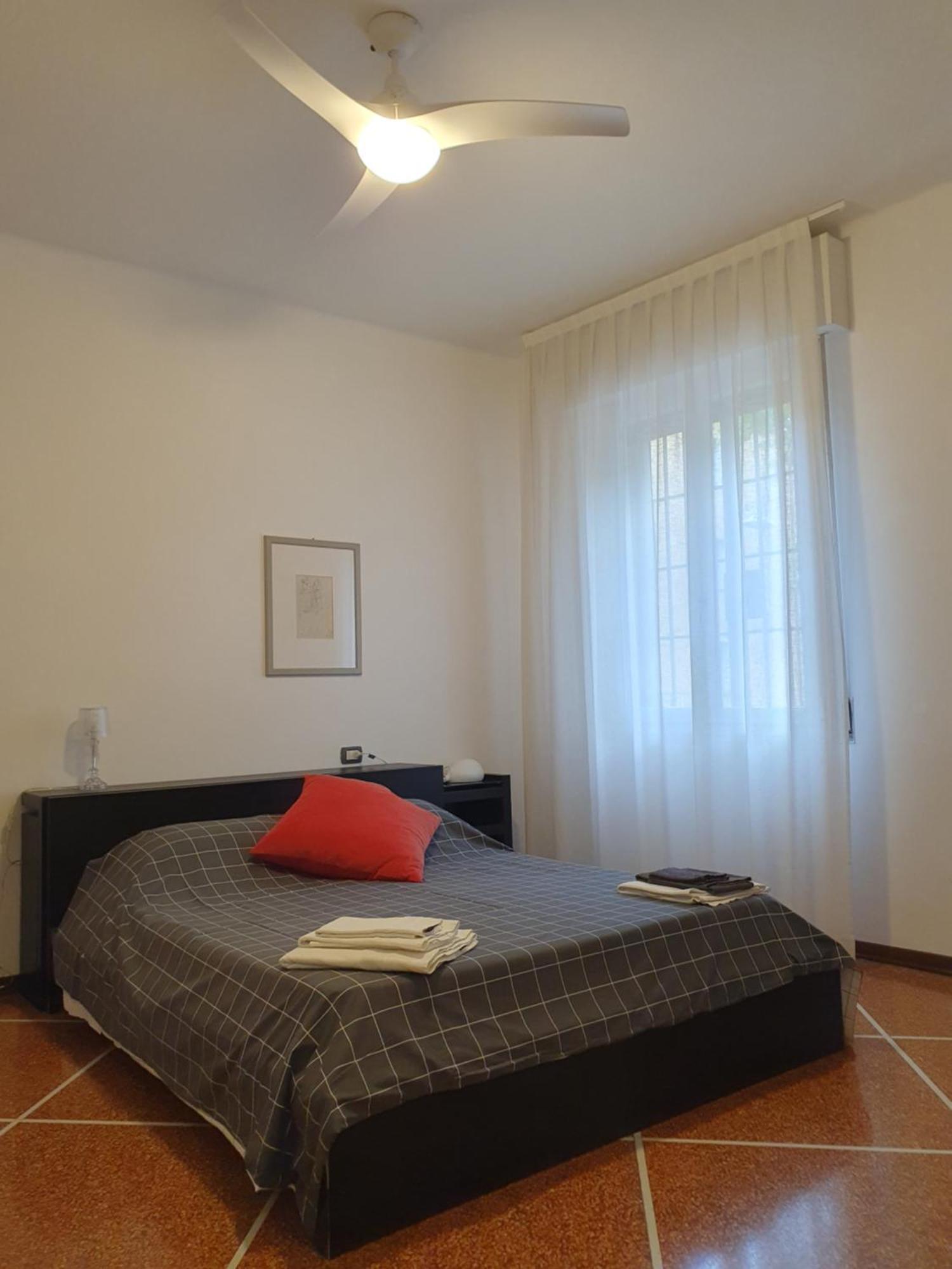 Spacious Three-room In Saragozza Bologna