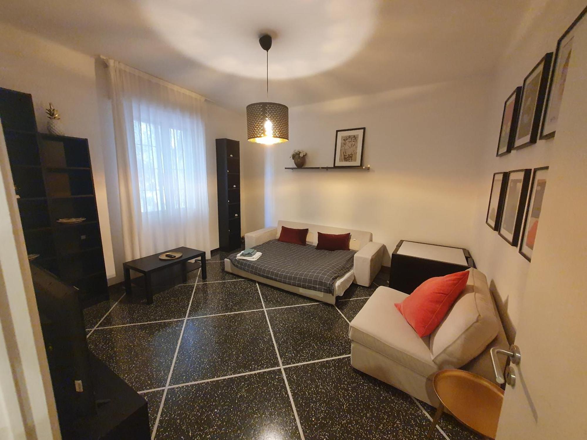 Appartement Spacious Three-room In Saragozza *