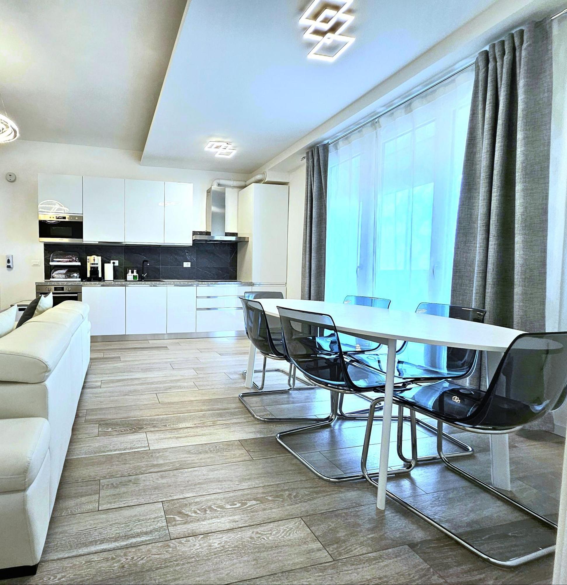 Apartment Sweet