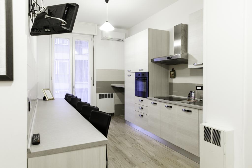 In Fiera 8 Apartment