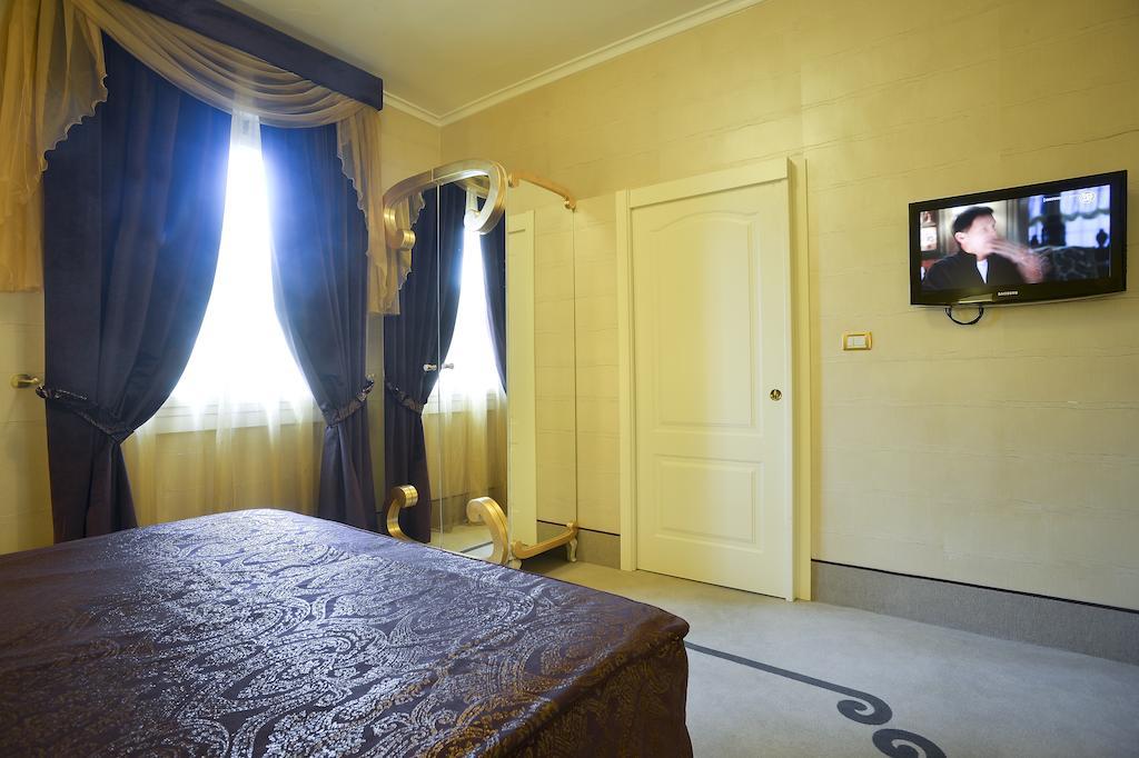 Hotel Zanhotel Tre Vecchi 4*
