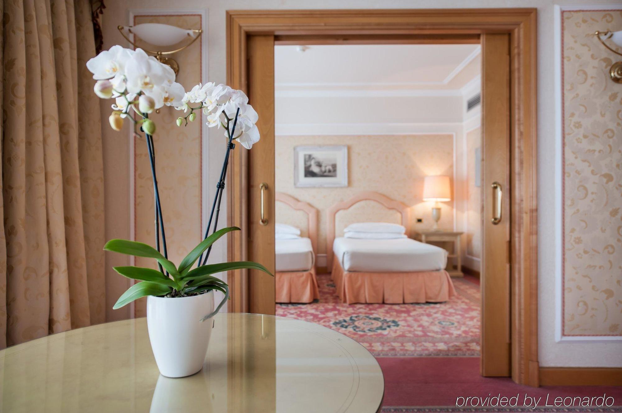 Royal Carlton Hotel
