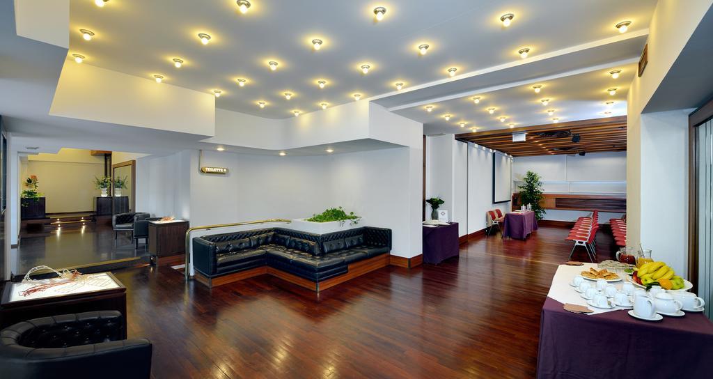 Grand Elite Hotel