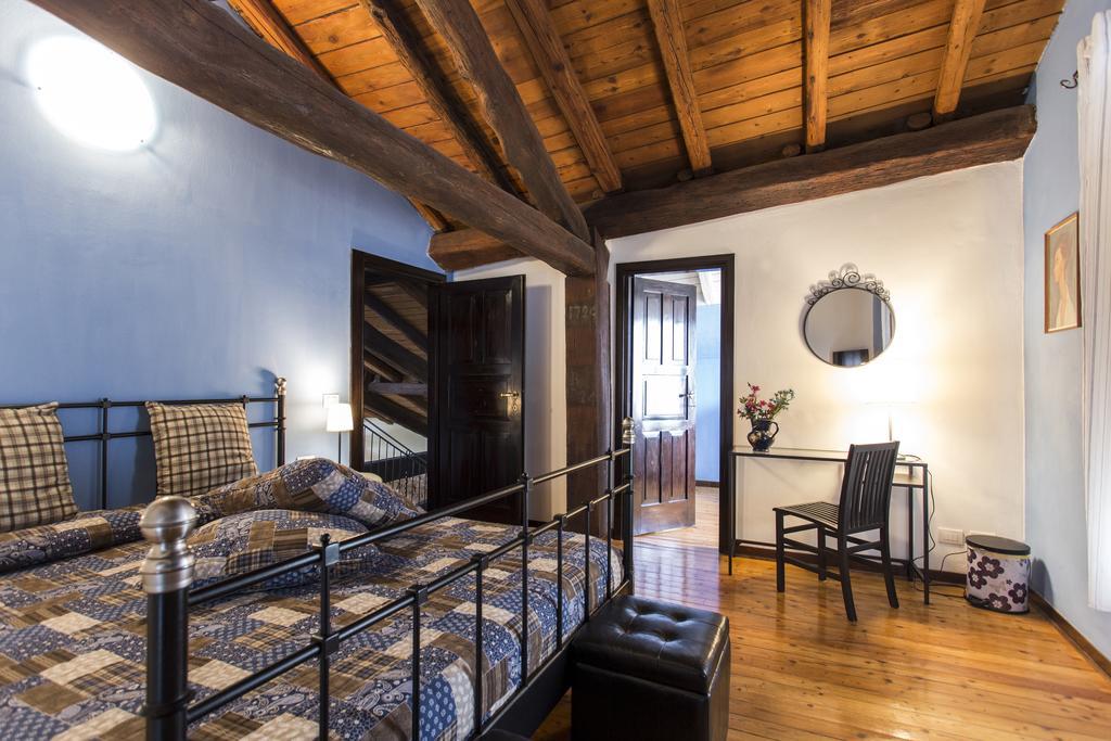 Residenza Bianconcini Acomodação com café da manhã  2*