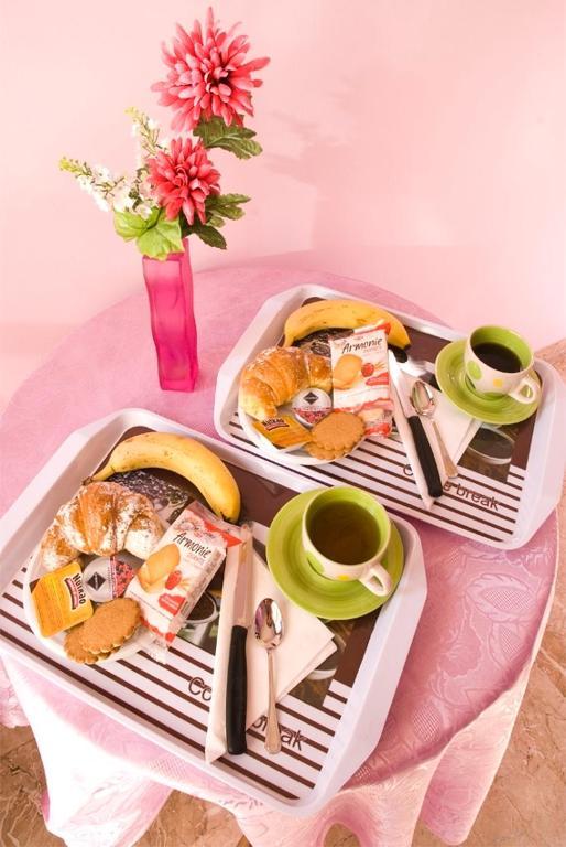 21 Couette-café *