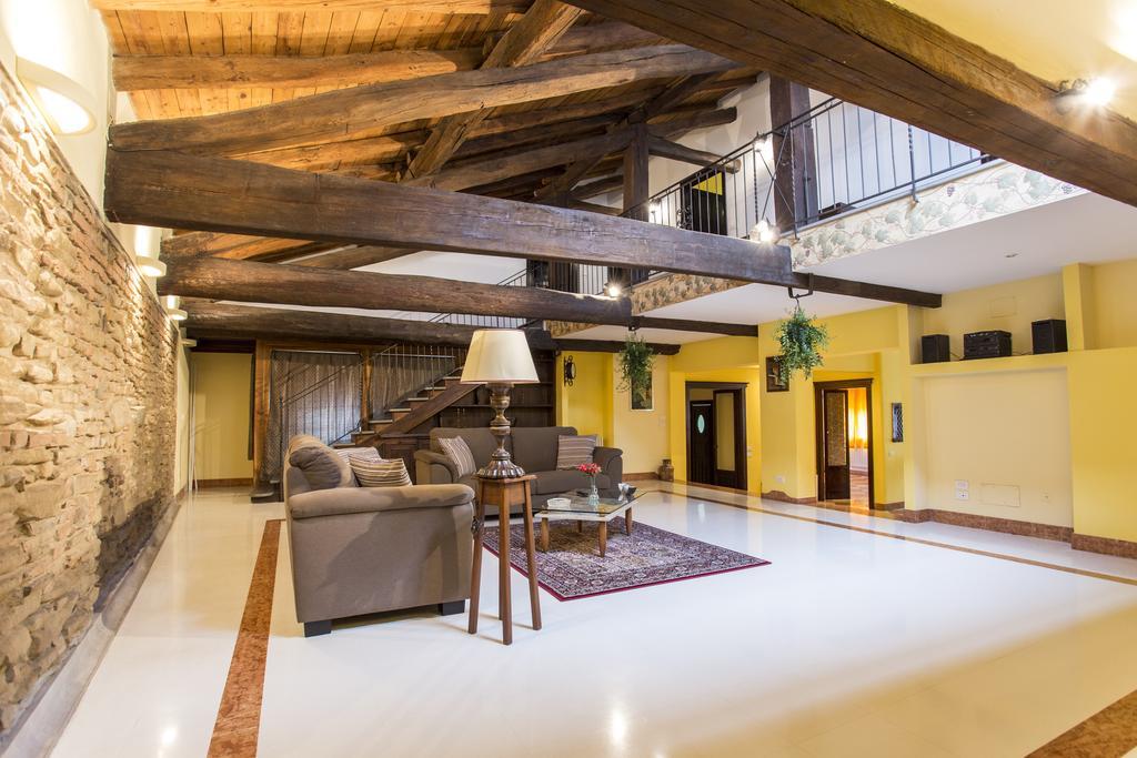 Acomodação com café da manhã  Residenza Bianconcini 2*