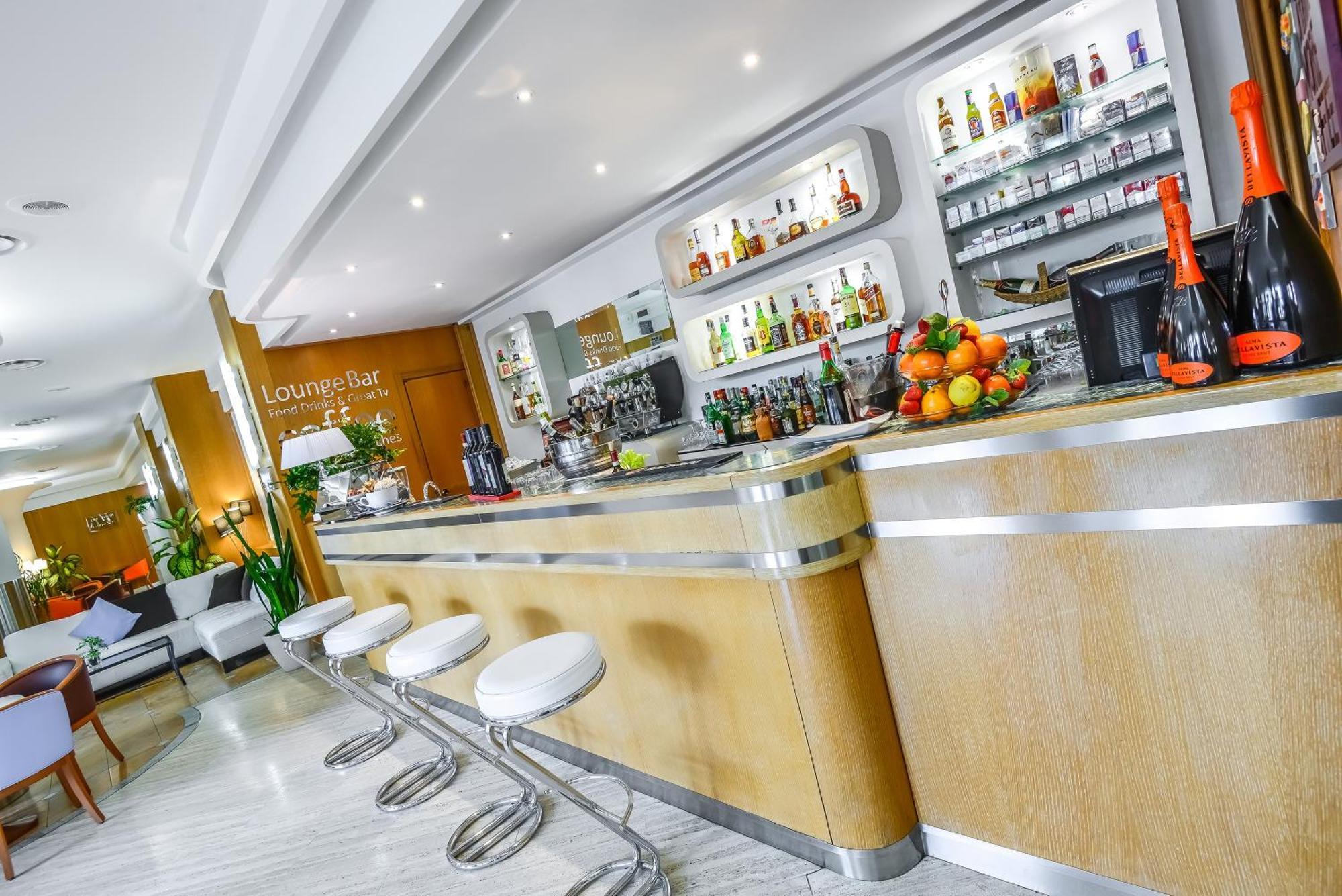 Hotel Airport 4*