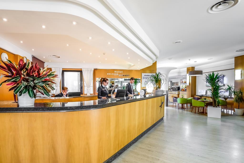 Hotel Airport 4*