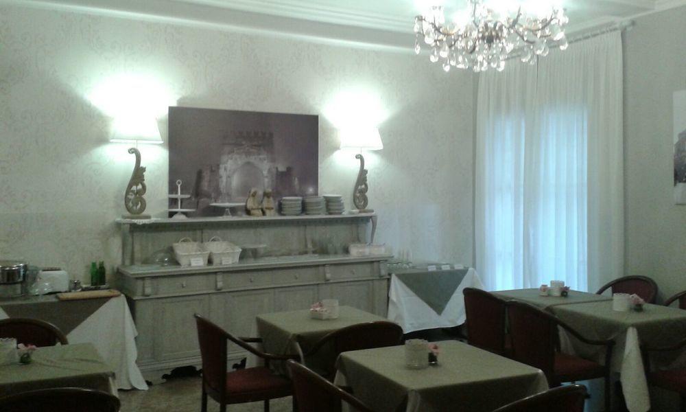 Accademia Hotel Bolonia
