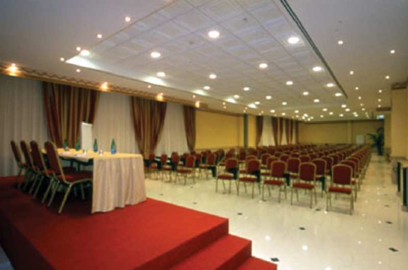 Zanhotel Europa Hotel 4*