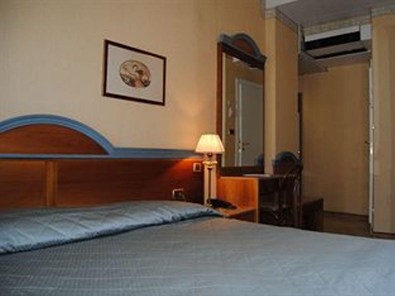 Hotel Zanhotel Regina Bologna