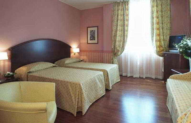 Savoia Regency Hotel 4*