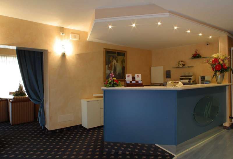 Hotel Hotel University