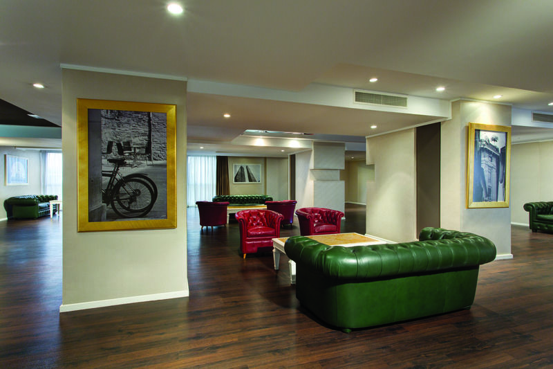 Hotel Western Tower 4*