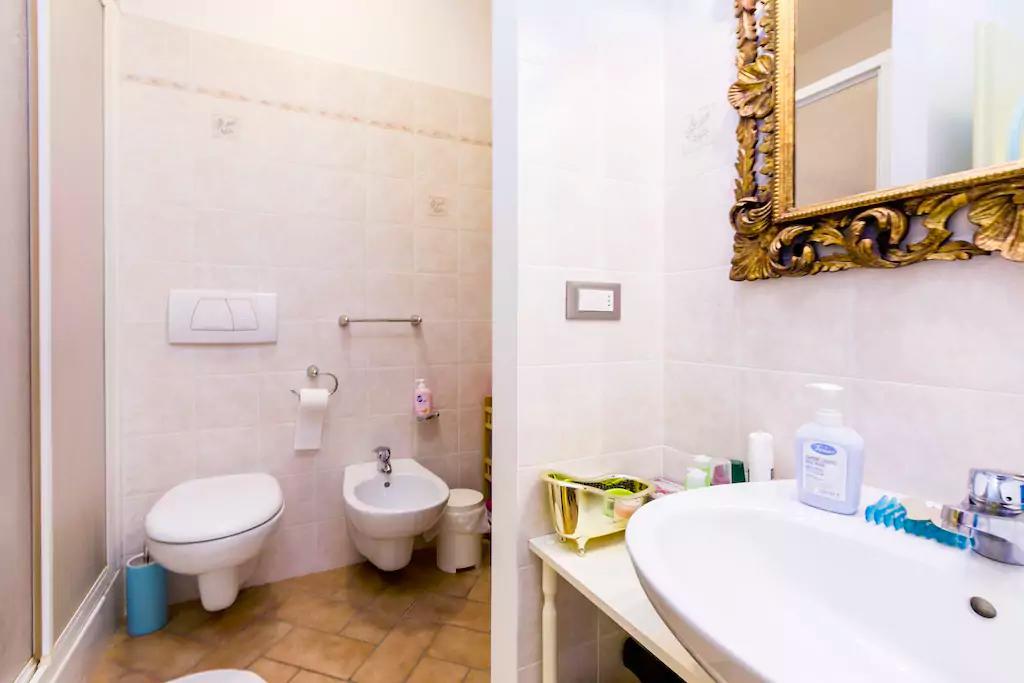 Housmart Palestro 5 * Bologna