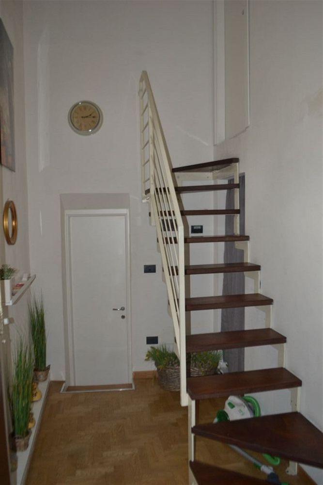 B&B And Home La Piazzetta Della Pioggia Guest house