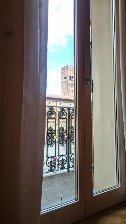 Pensión Casa Isolani Luxury Piazza Maggiore 2*