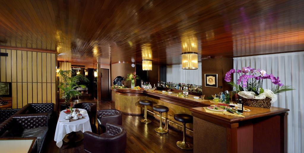 Hotel Grand Elite 4*