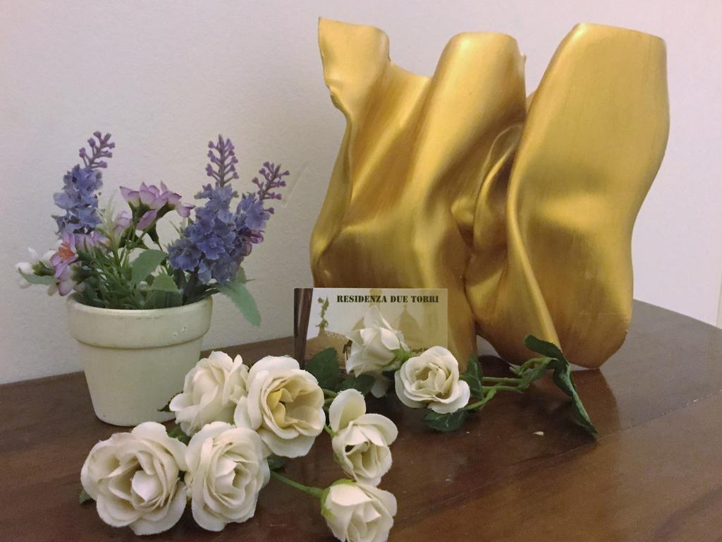 Guest house Residenza Due Torri Check In Presso Vicolo Cattani 7