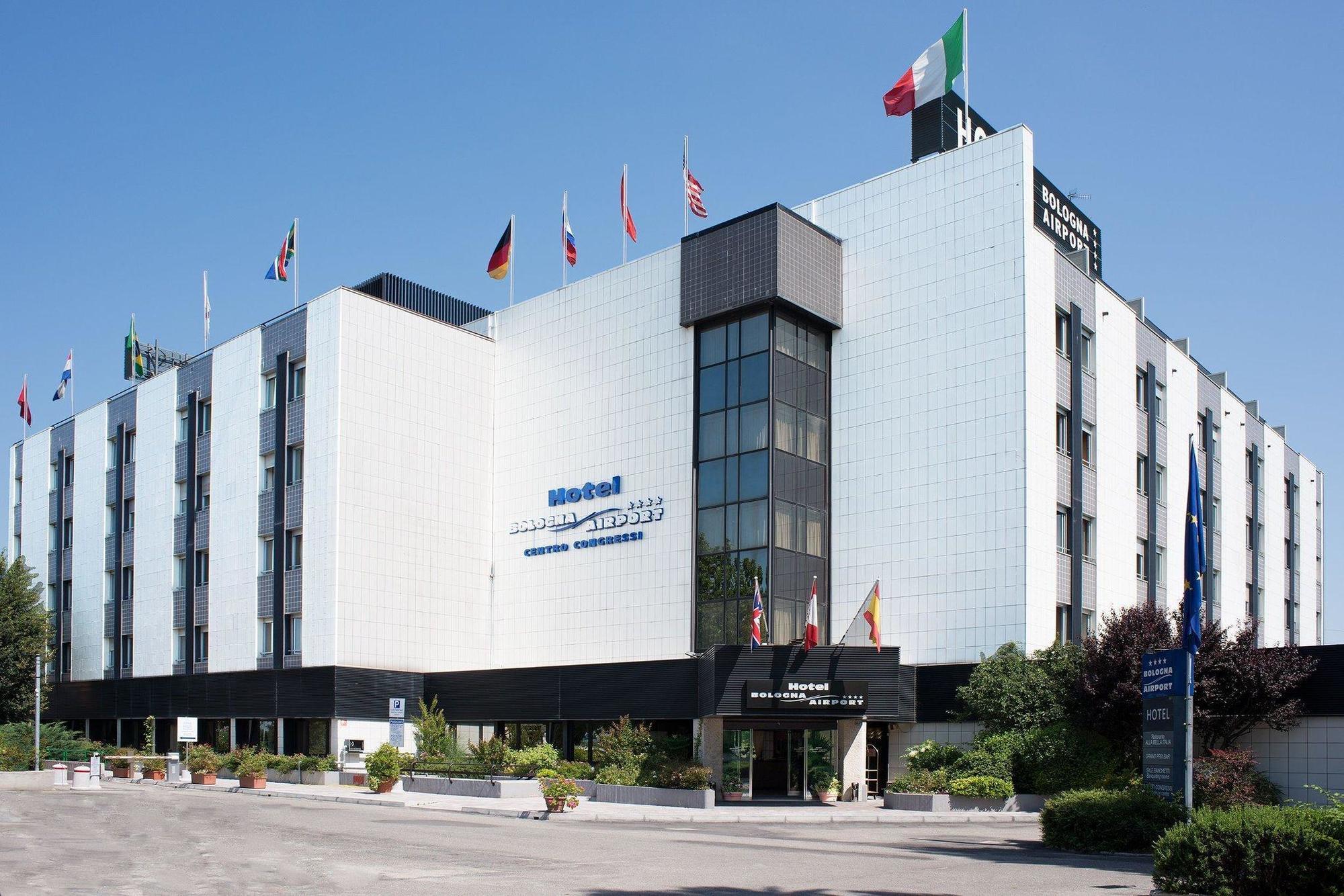 Airport Hotel 4*