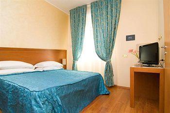 Astor 3*