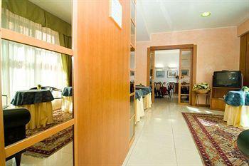 Astor Hotel Bolonia