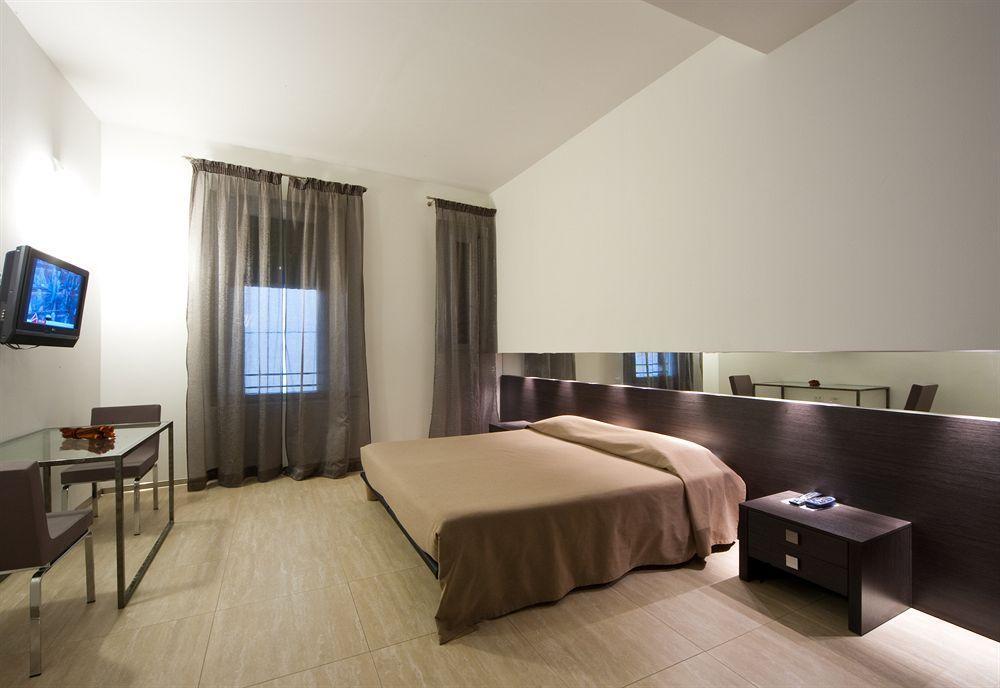 Mua Boutique Bologna Bologna