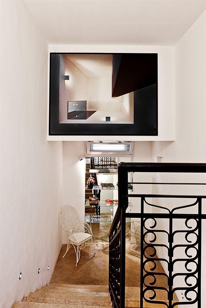 Mua Boutique Bologna Bologna