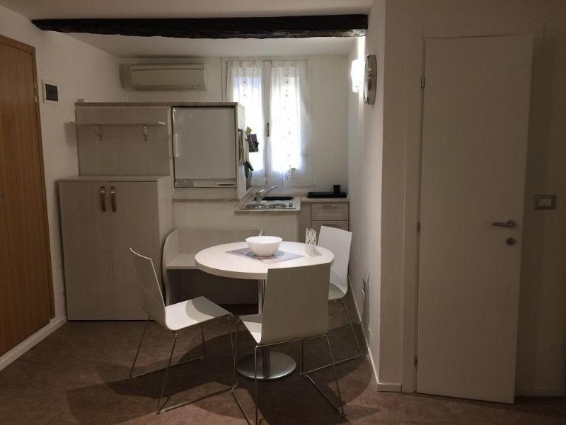 Hotel Holiday- Finestrella Bologna