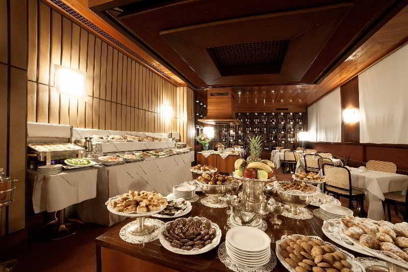 Hotel Grand Elite