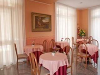 Donatello Hotel 3*