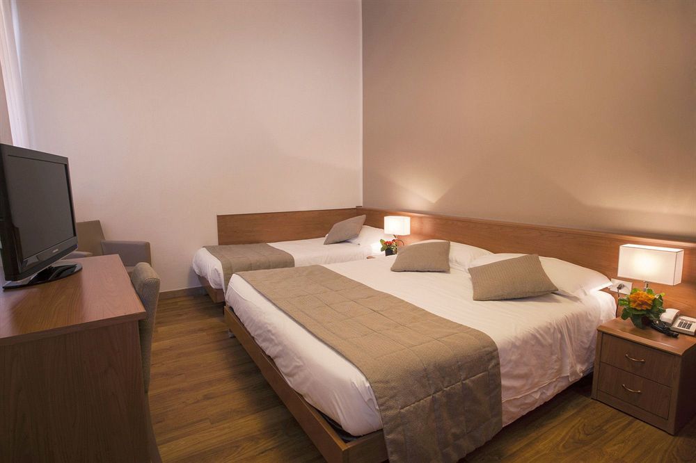 Accademia 3* Bolonia
