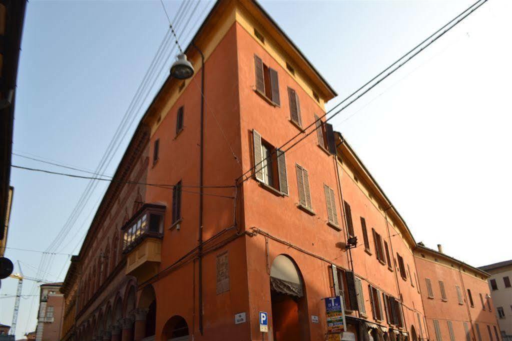Guest house B&B And Home La Piazzetta Della Pioggia 2*