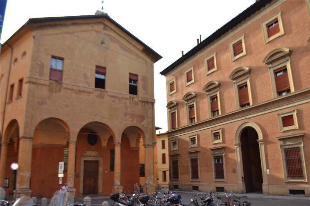 B&B And Home La Piazzetta Della Pioggia Bologna