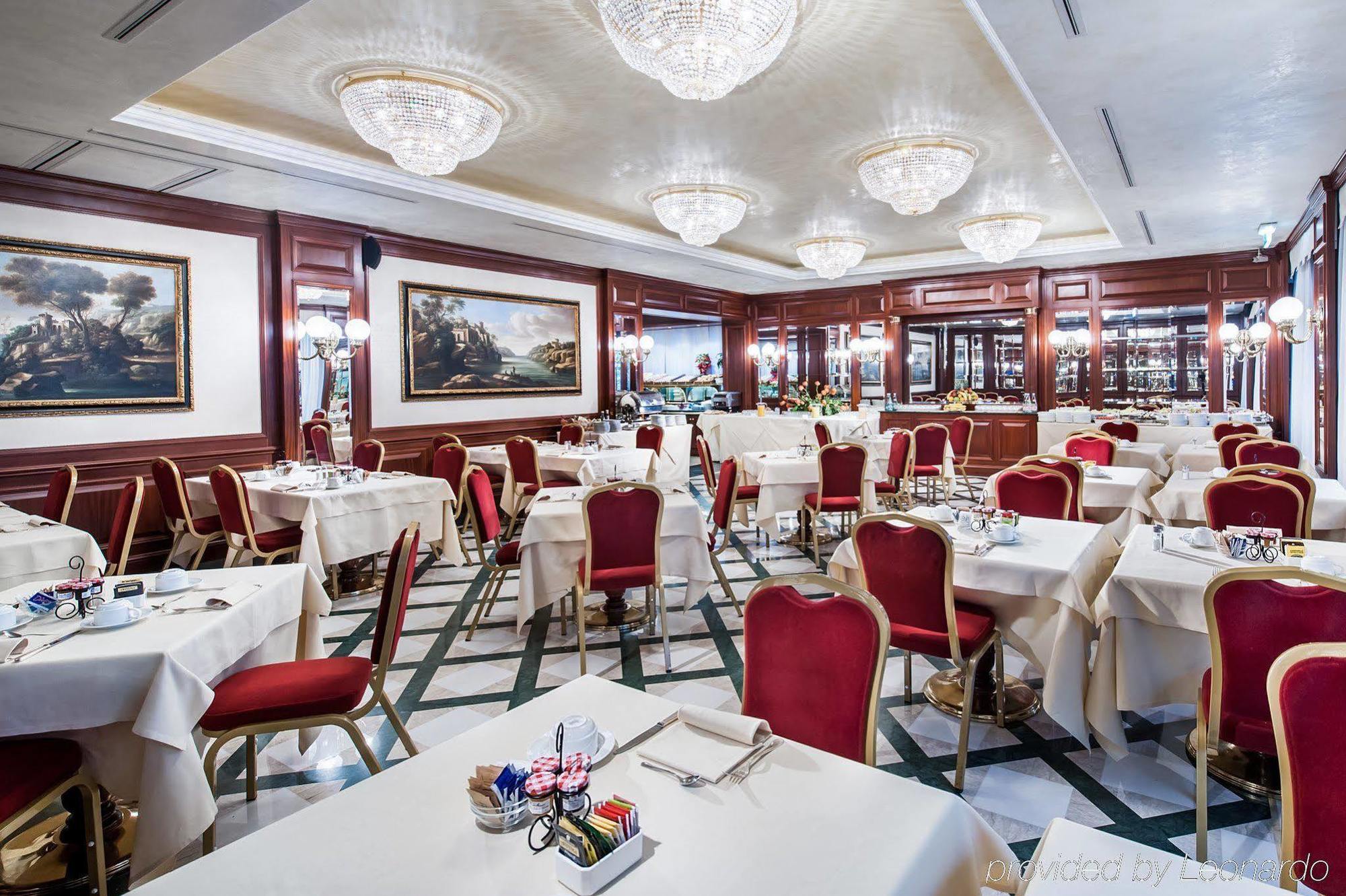 Hotel Royal Carlton 4*