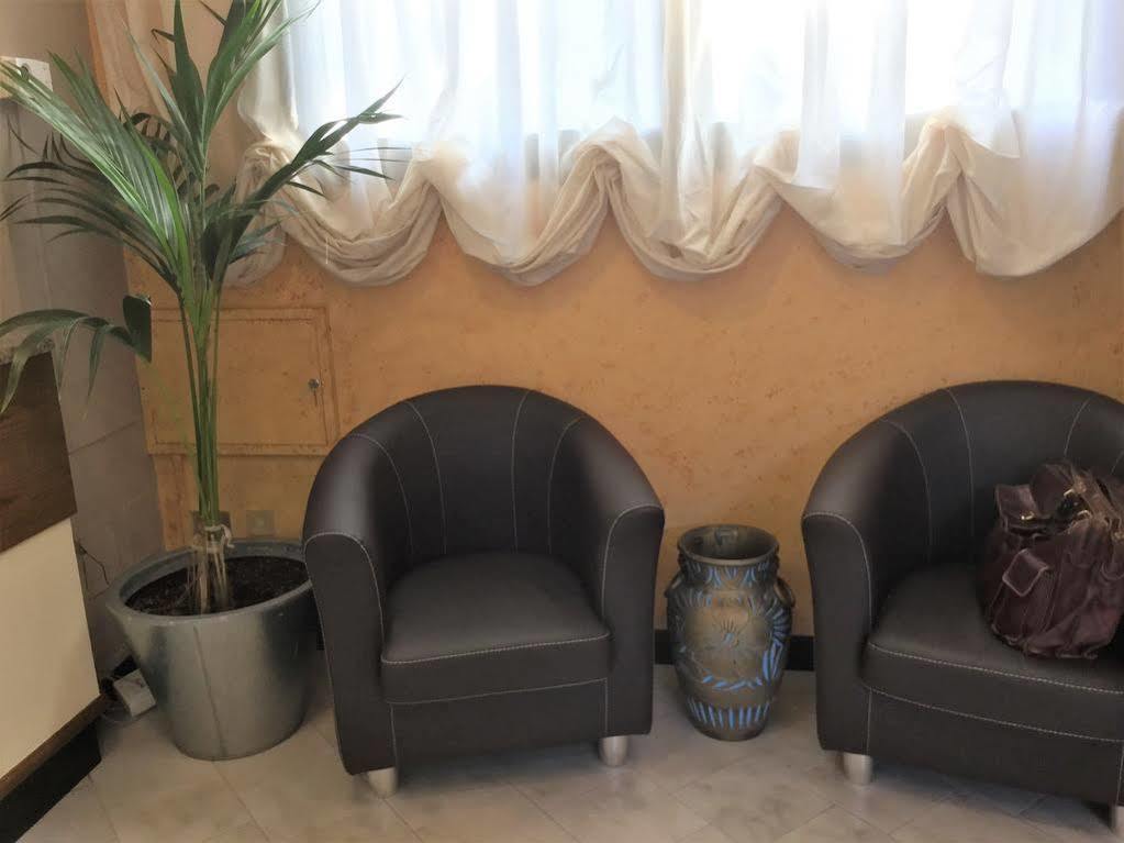 Marco Polo Self Check-in Hotel Bologne