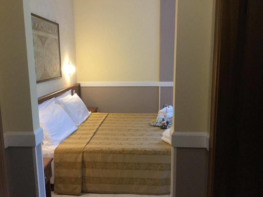Hotel Marco Polo Self Check-in Bologna