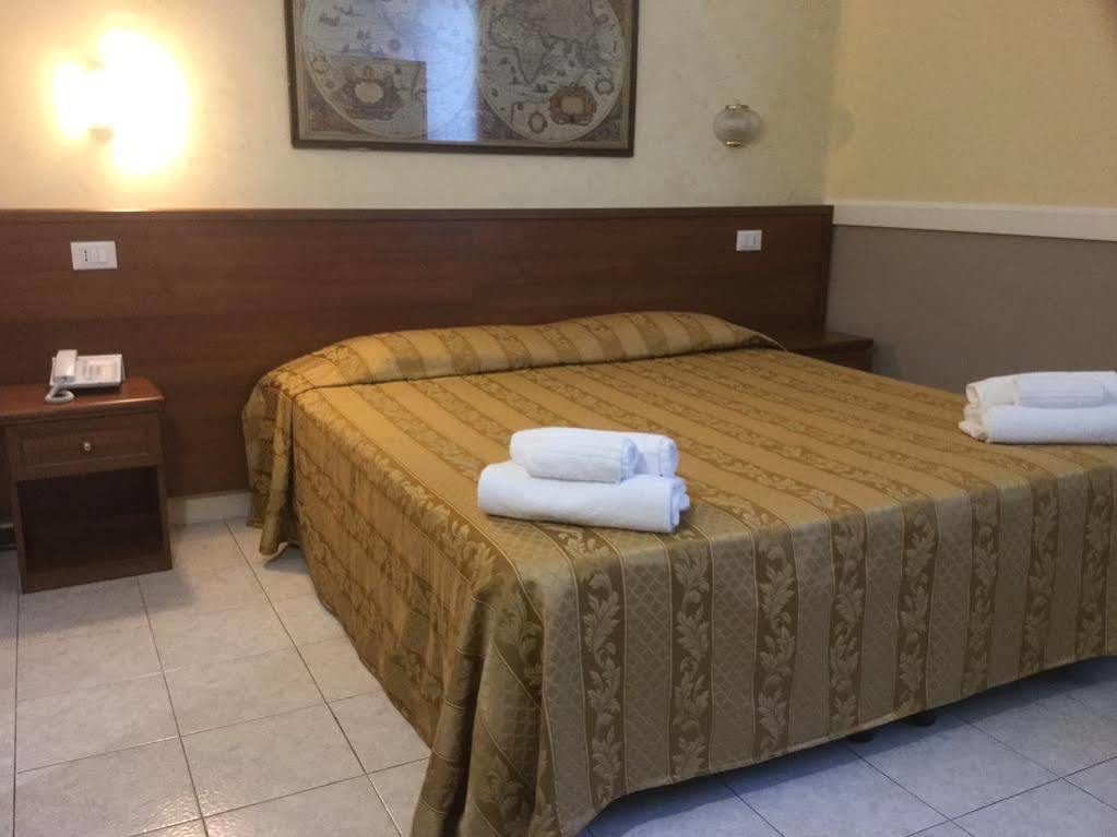 Marco Polo Self Check-in 3* Bologna