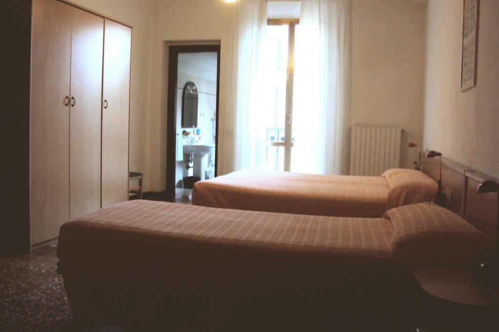 San Vitale * Bologna