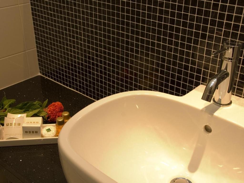 Hotel Michelino 75 By The Sydney 3*