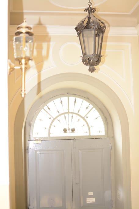 Historical And Luxury Apartment