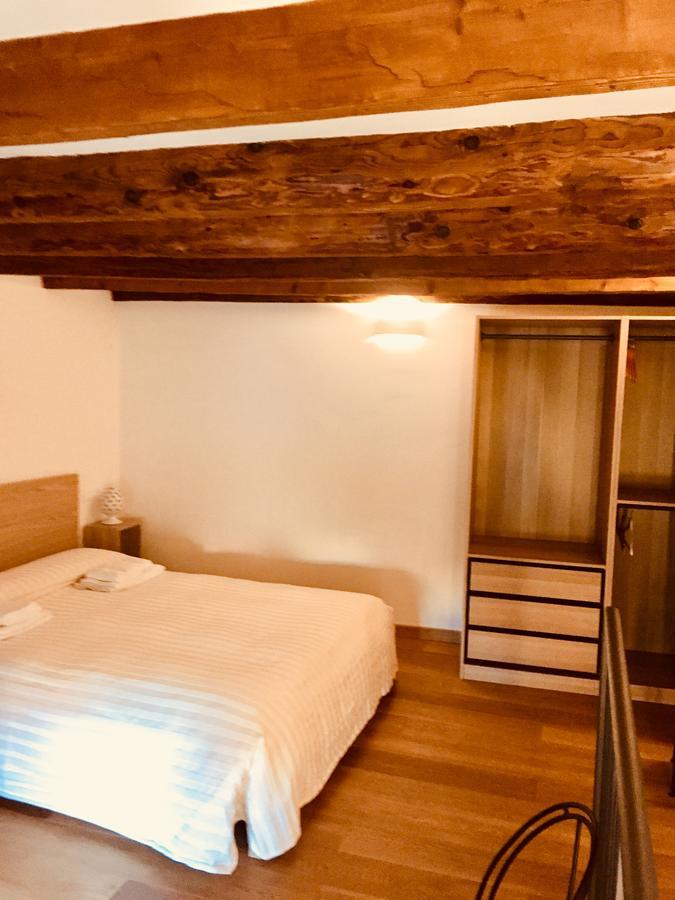 Historical And Luxury Apartment *