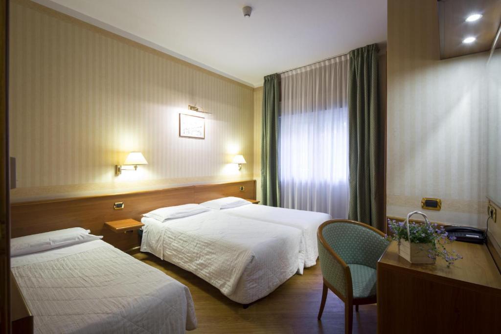Hotel Nuovo Del Porto 3*