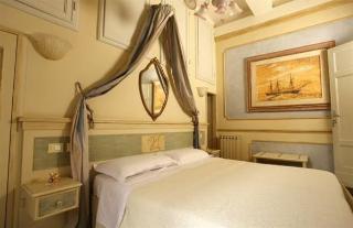 B&bt Antica Residenza Dazeglio Hotel 2*