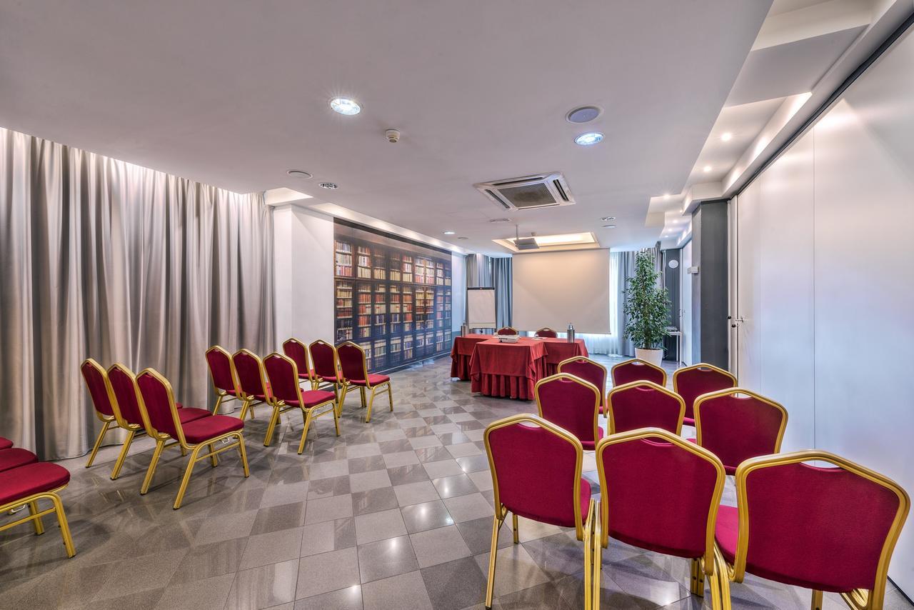 Jr Amadeus 4* Bologna