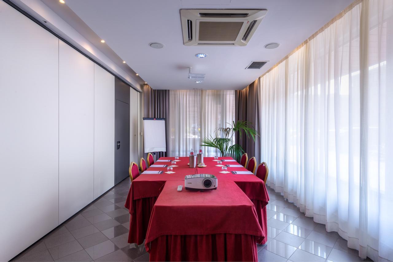 Hotel Jr Amadeus Bologna